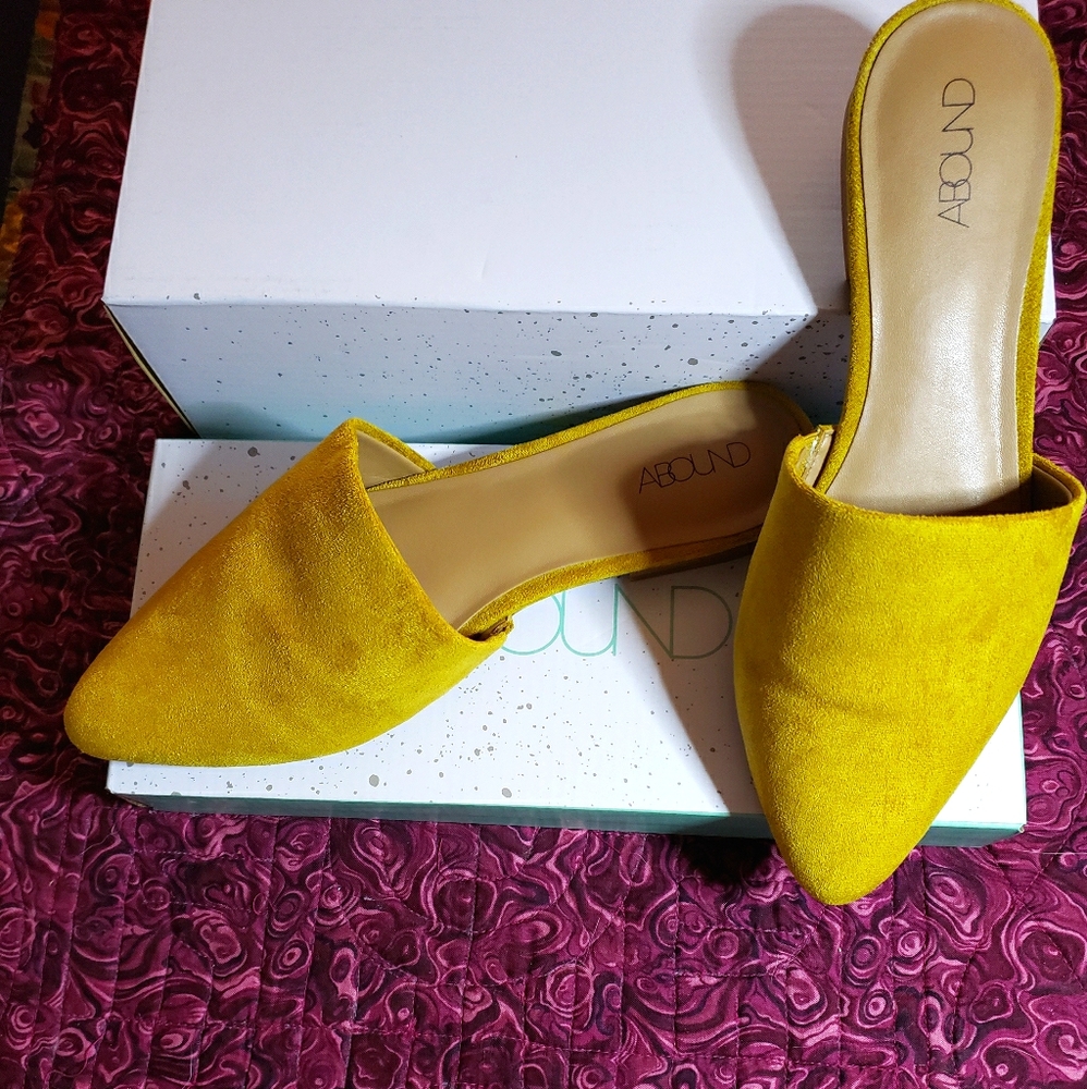 ABOUND Amelya mule, mustard faux suede